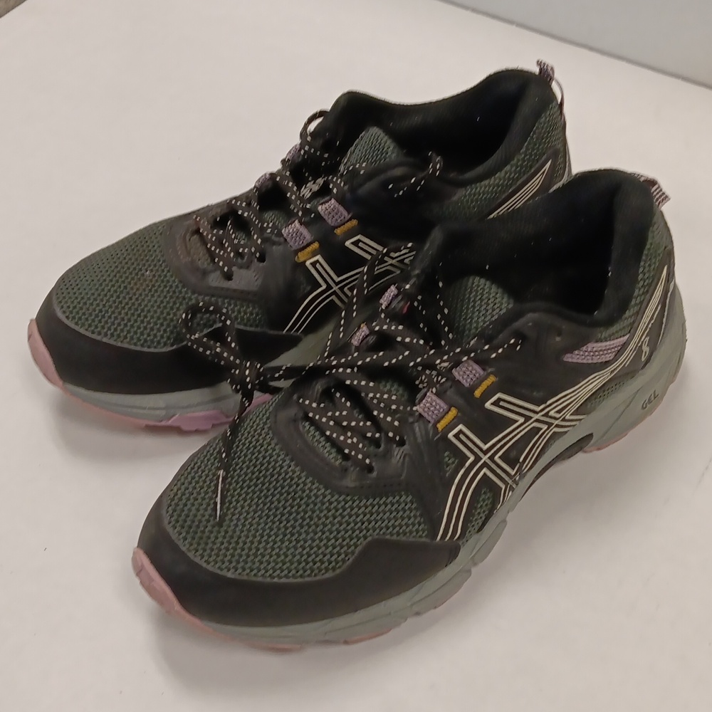 ASICS WOMEN'S SIZE 8 BLACK WITH PINK ACCENTS RUNNING SHOE | SNEAKERS.